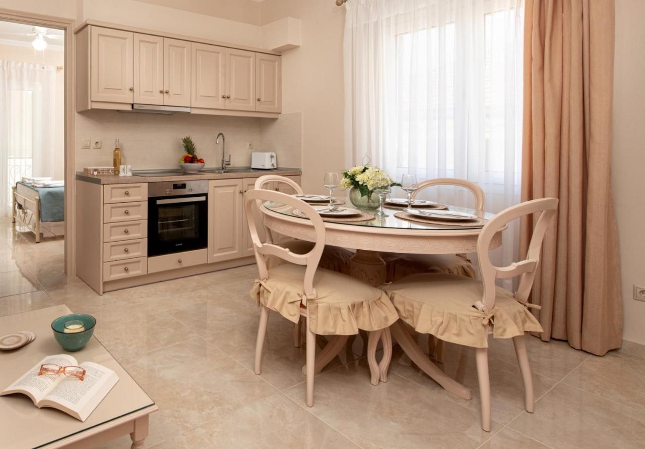 Nostalgia Corfu Town Apartments Экстерьер фото