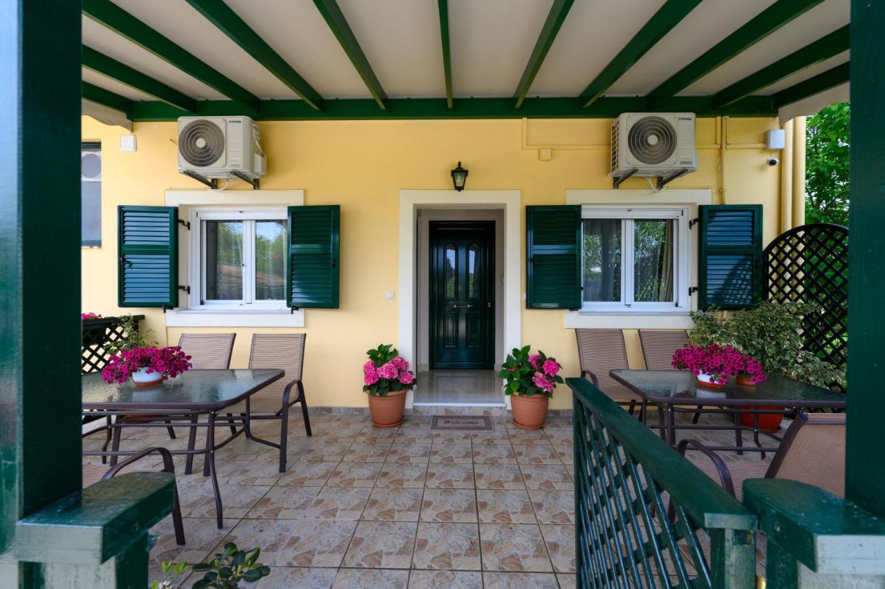 Nostalgia Corfu Town Apartments Экстерьер фото