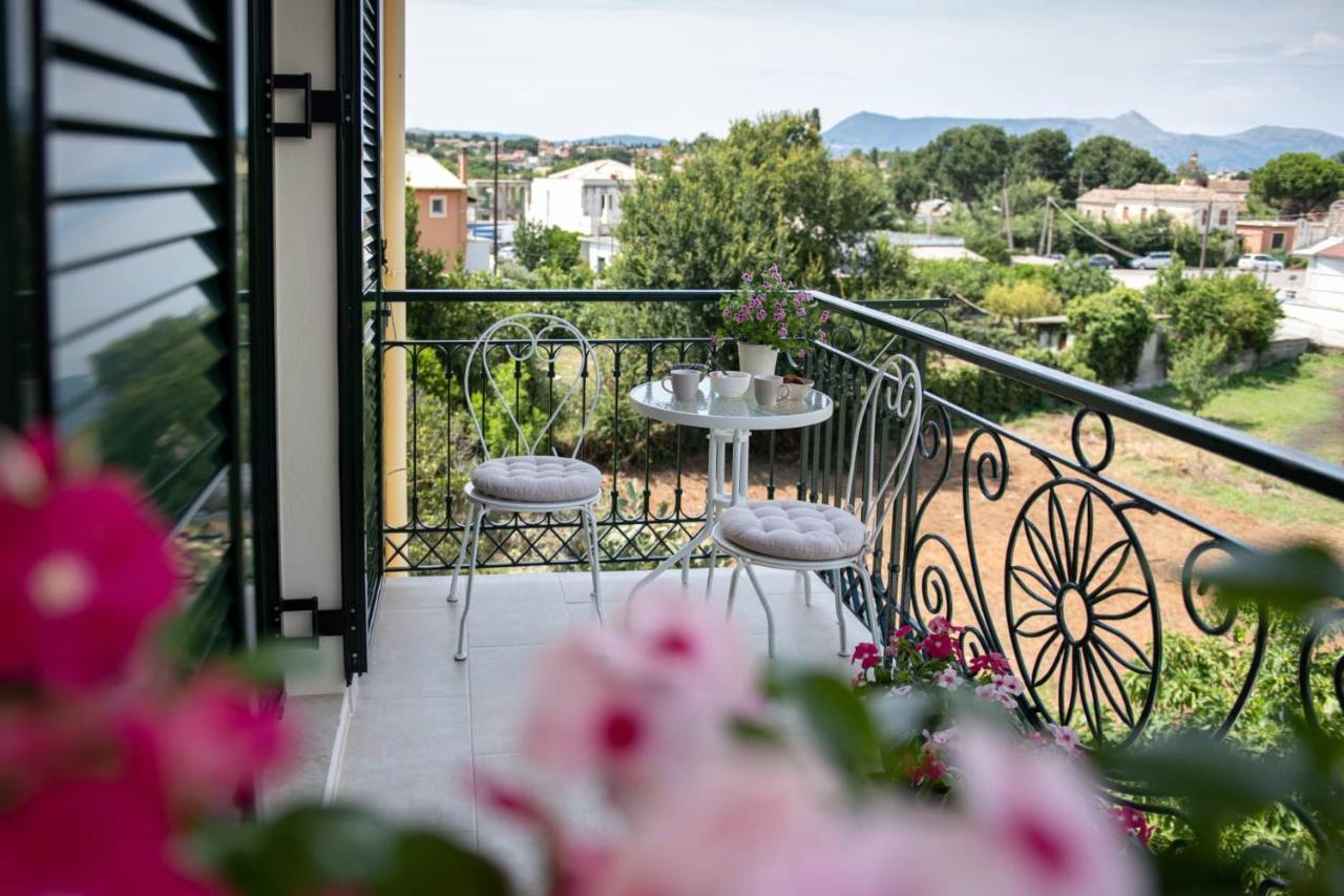 Nostalgia Corfu Town Apartments Экстерьер фото