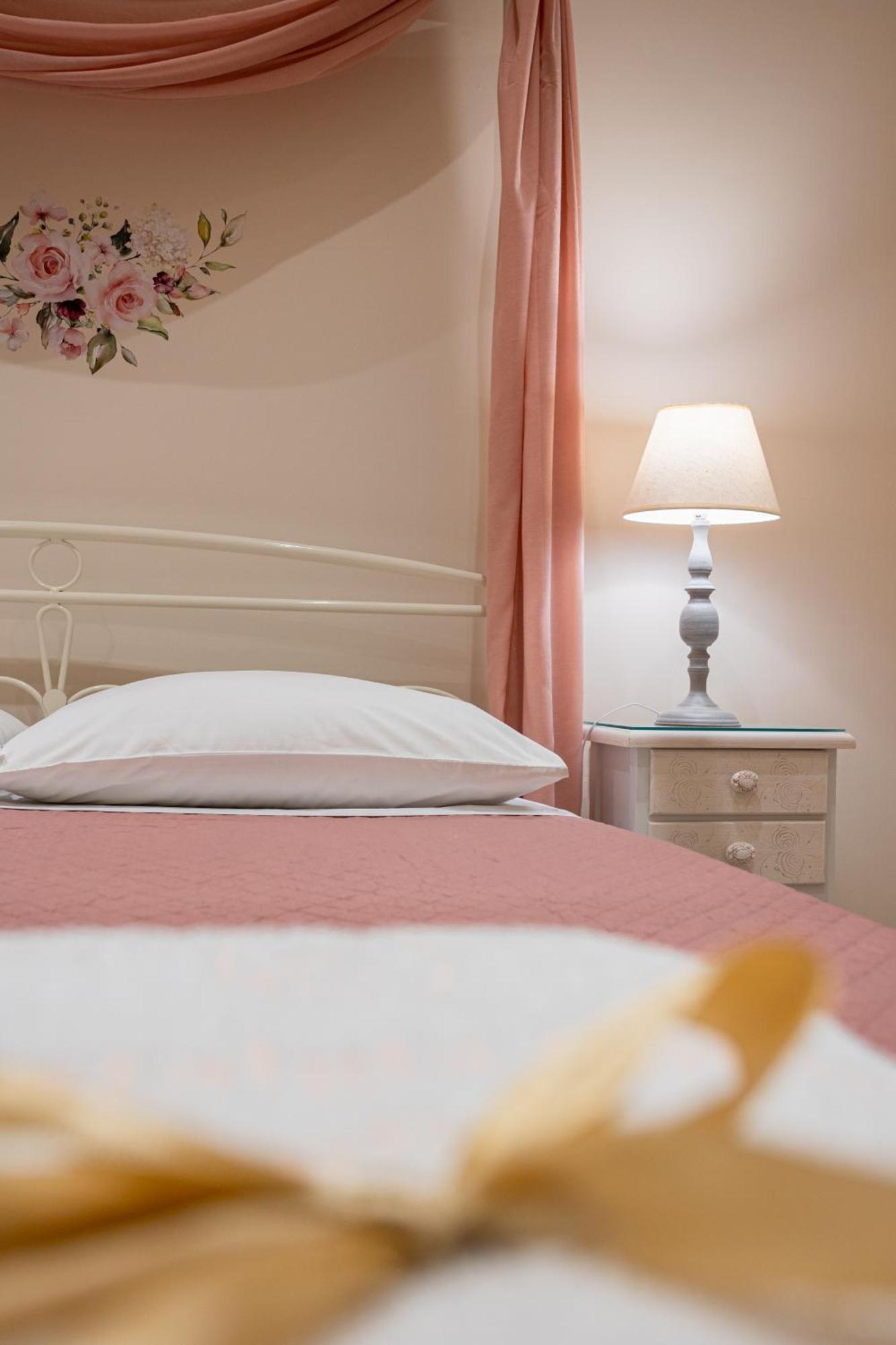 Nostalgia Corfu Town Apartments Экстерьер фото