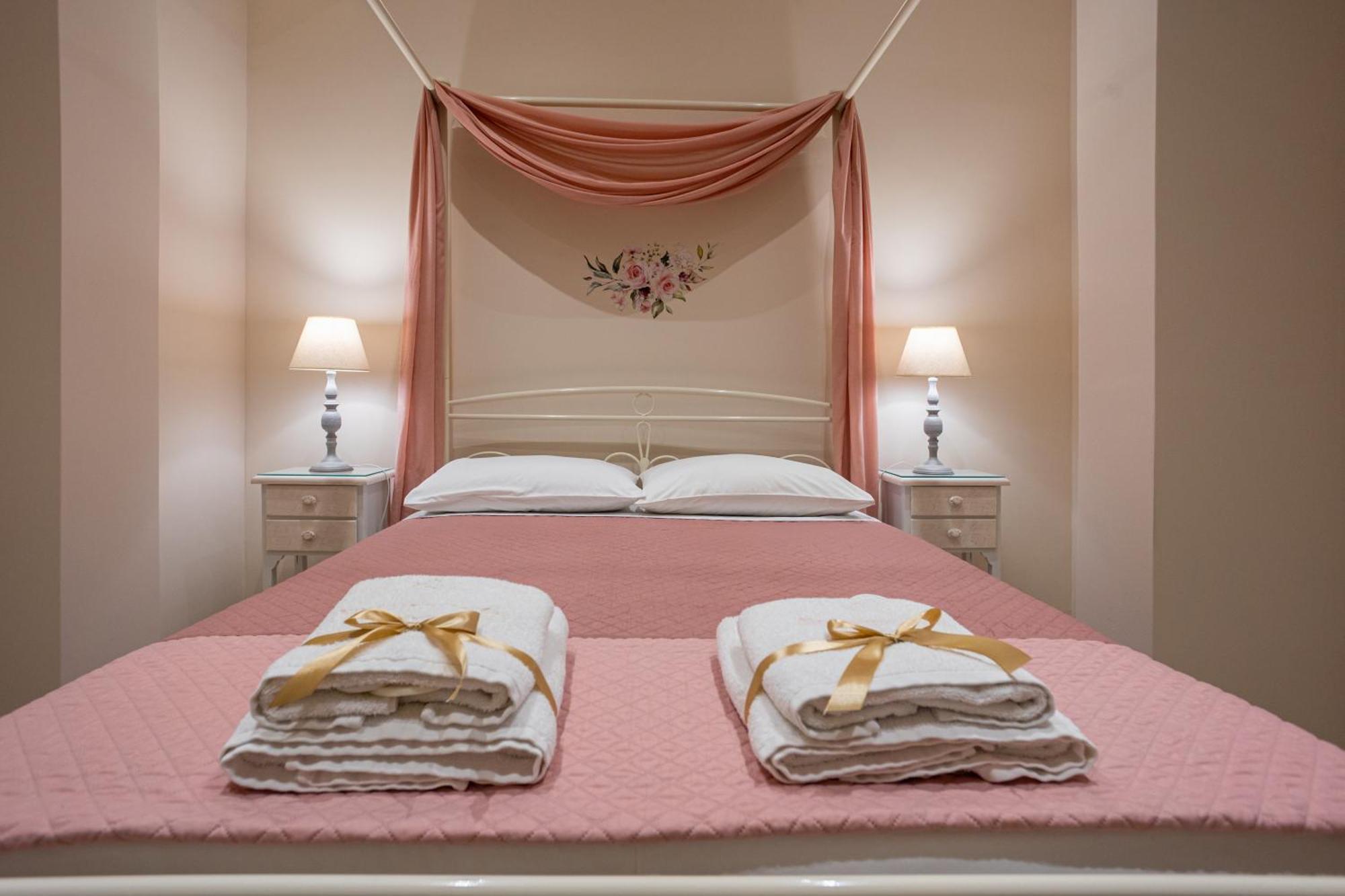 Nostalgia Corfu Town Apartments Экстерьер фото